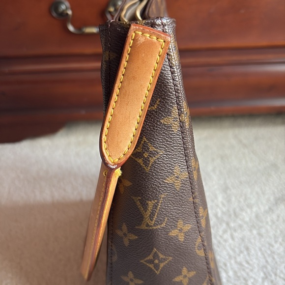 Original LV mg. - Picture 9 of 15